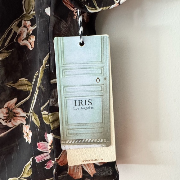 Iris Youth Plus Size 3X Black and Pink Floral Ruffled Thin See Through Blouse - Picture 2 of 7